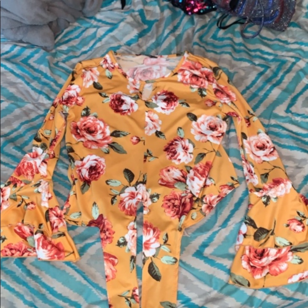 floral shirt
